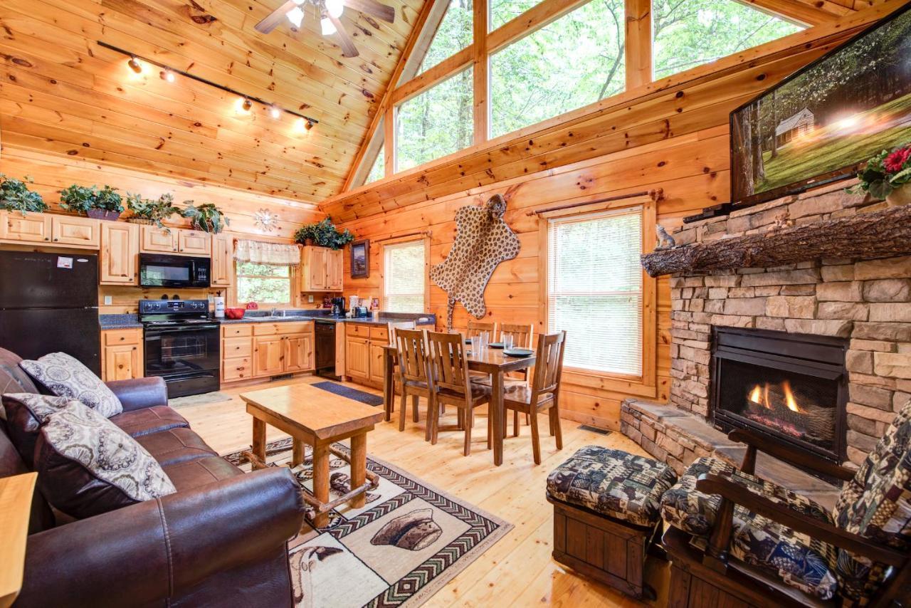 Cabin Of Dreams, 3 Bedroom Water View, Wifi, Hot Tub, Pool Table, Sleep 8 Sevierville Εξωτερικό φωτογραφία